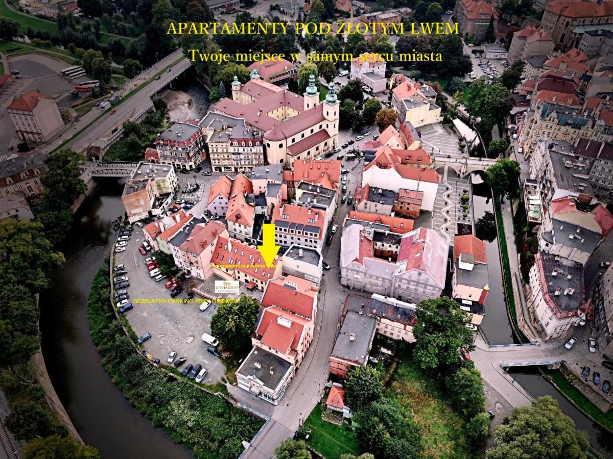 Hotel, Apartament Pod Zlotym Lwem W Samym Centrum Miasta Z Darmowym Parkingiem VII Kladsko Exteriér fotografie